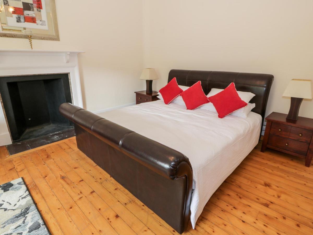 Auchentroig House Apartment สเตอร์ลิง ภายนอก รูปภาพ