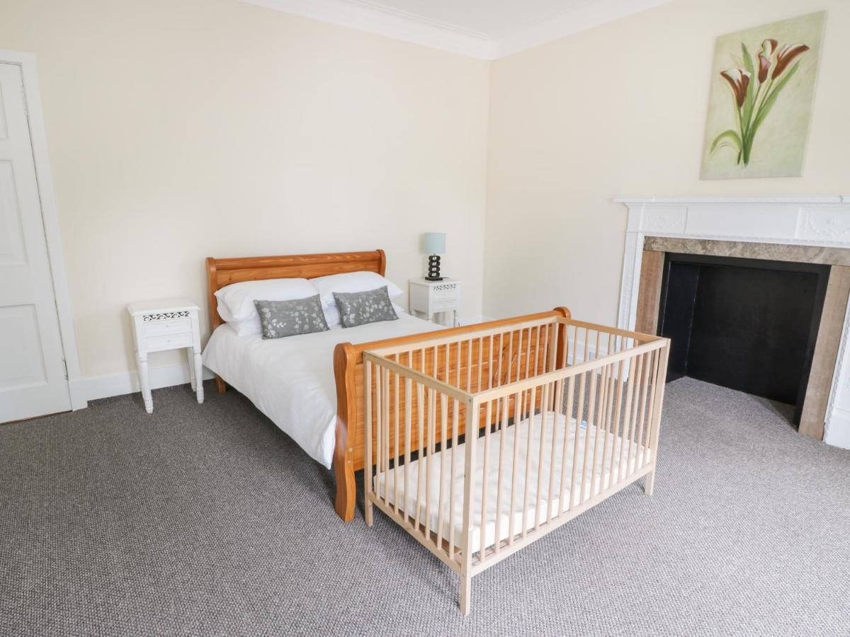 Auchentroig House Apartment สเตอร์ลิง ภายนอก รูปภาพ