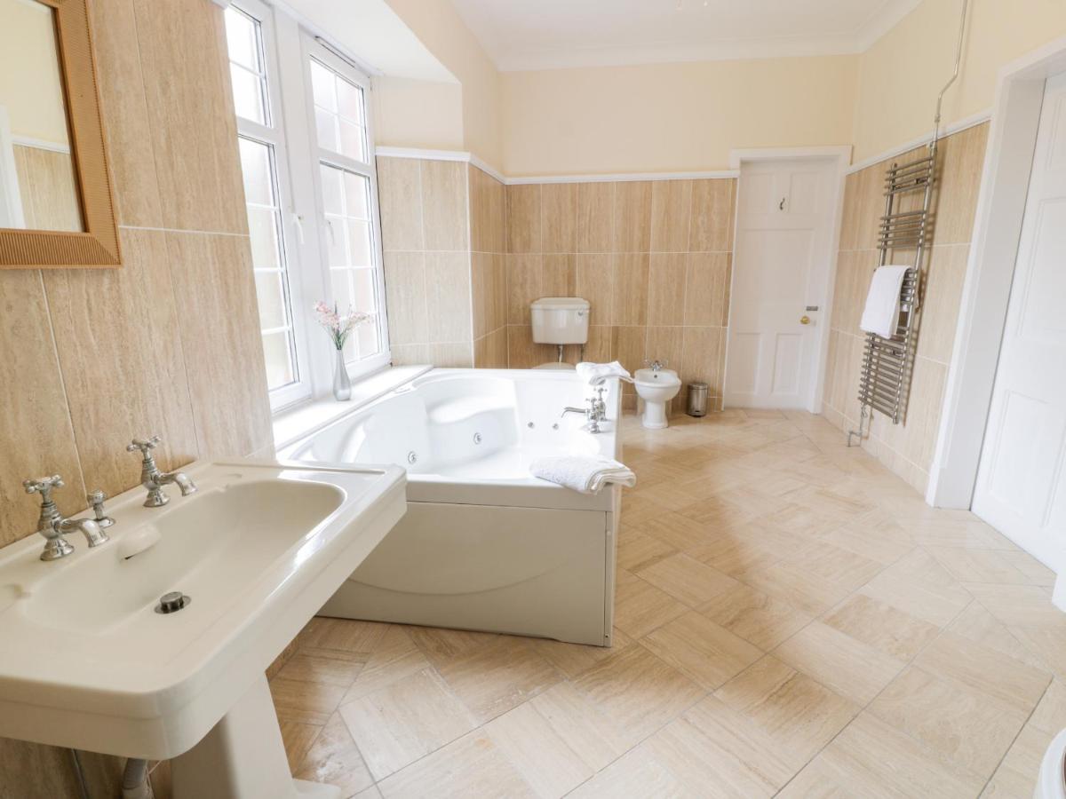 Auchentroig House Apartment สเตอร์ลิง ภายนอก รูปภาพ